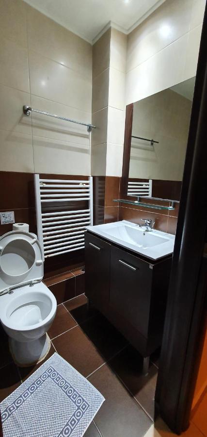 Vivian Hotel Лаганас Екстериор снимка