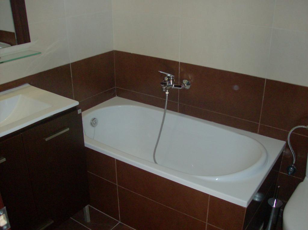 Vivian Hotel Лаганас Стая снимка